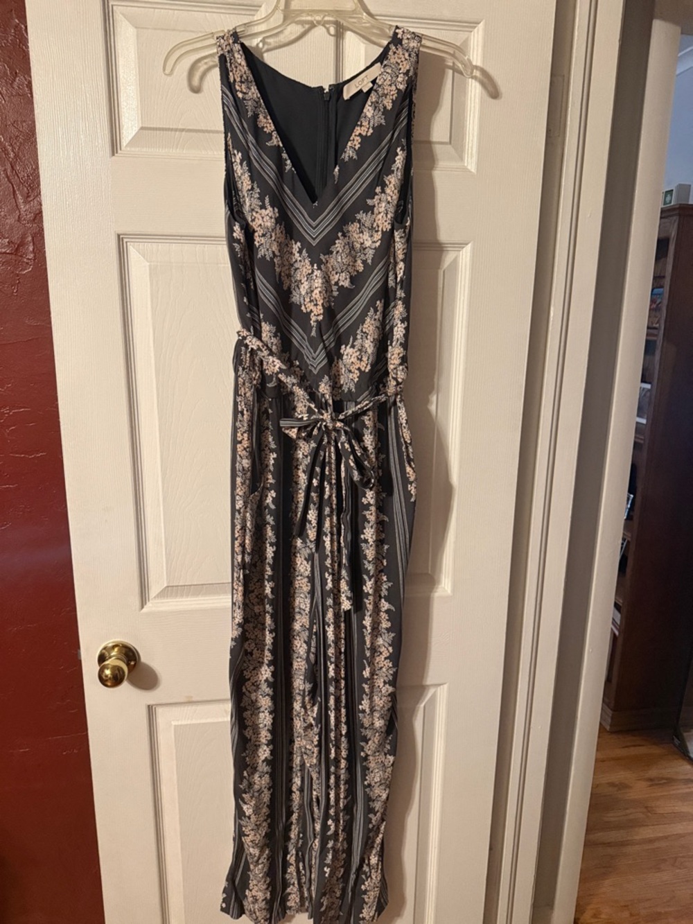 Sleeveless Floral Chevron Jumpsuit in Grey and Cream